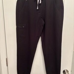 Women’s FIG Scrubs Black Jogger Pants